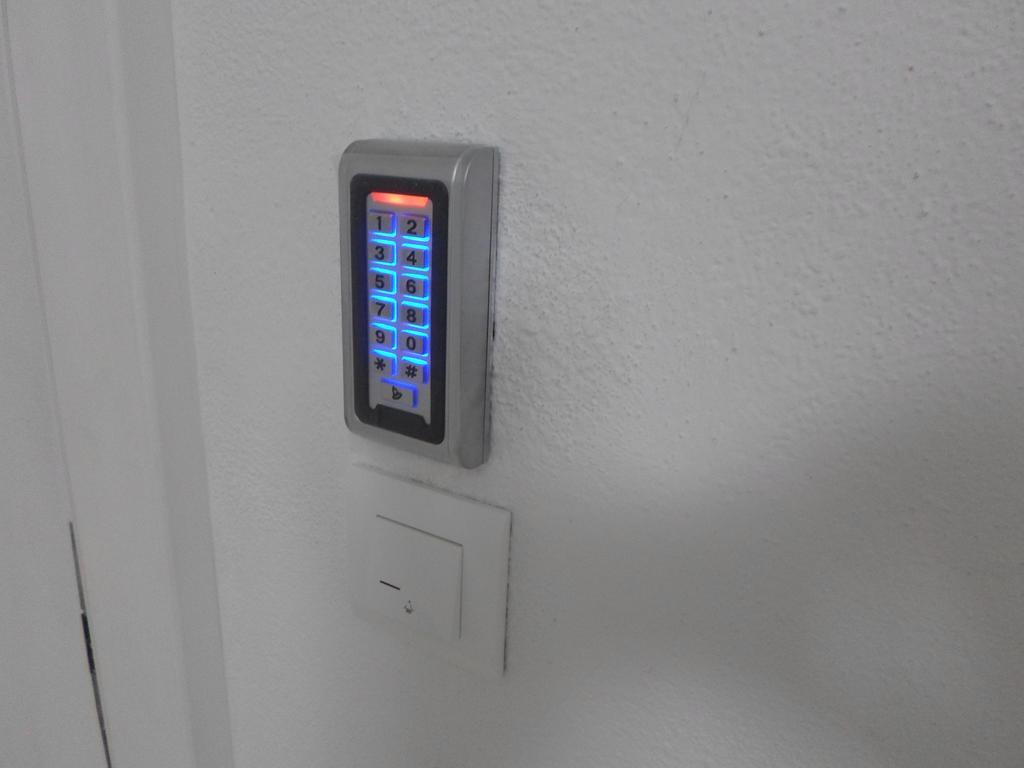 Apartment Spartium Podstrana Luaran gambar