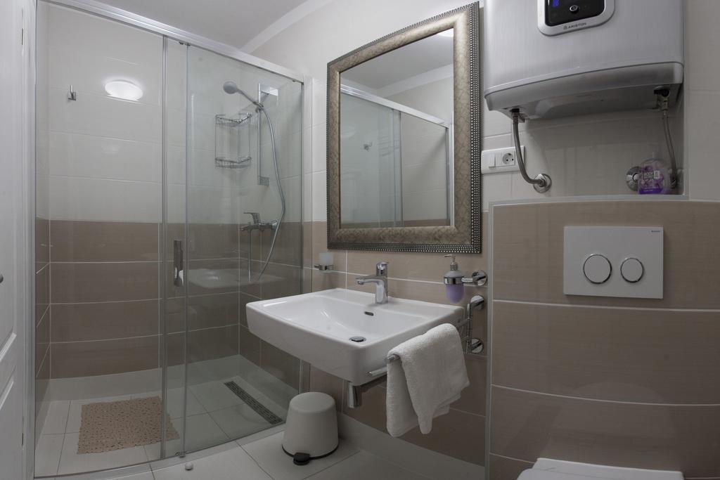 Apartment Spartium Podstrana Luaran gambar