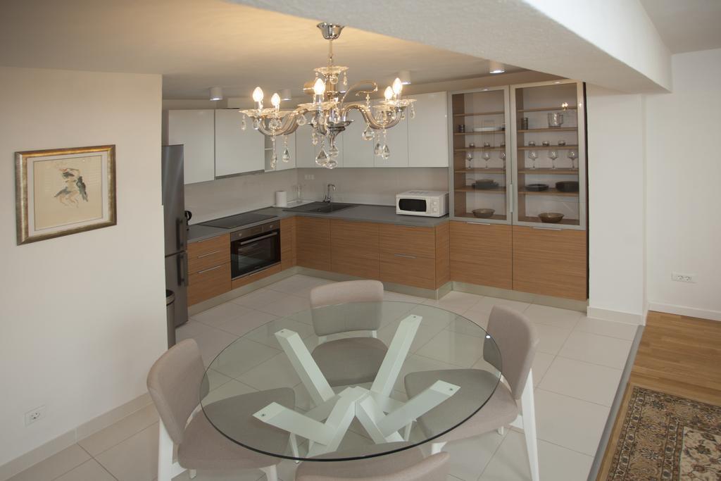 Apartment Spartium Podstrana Luaran gambar