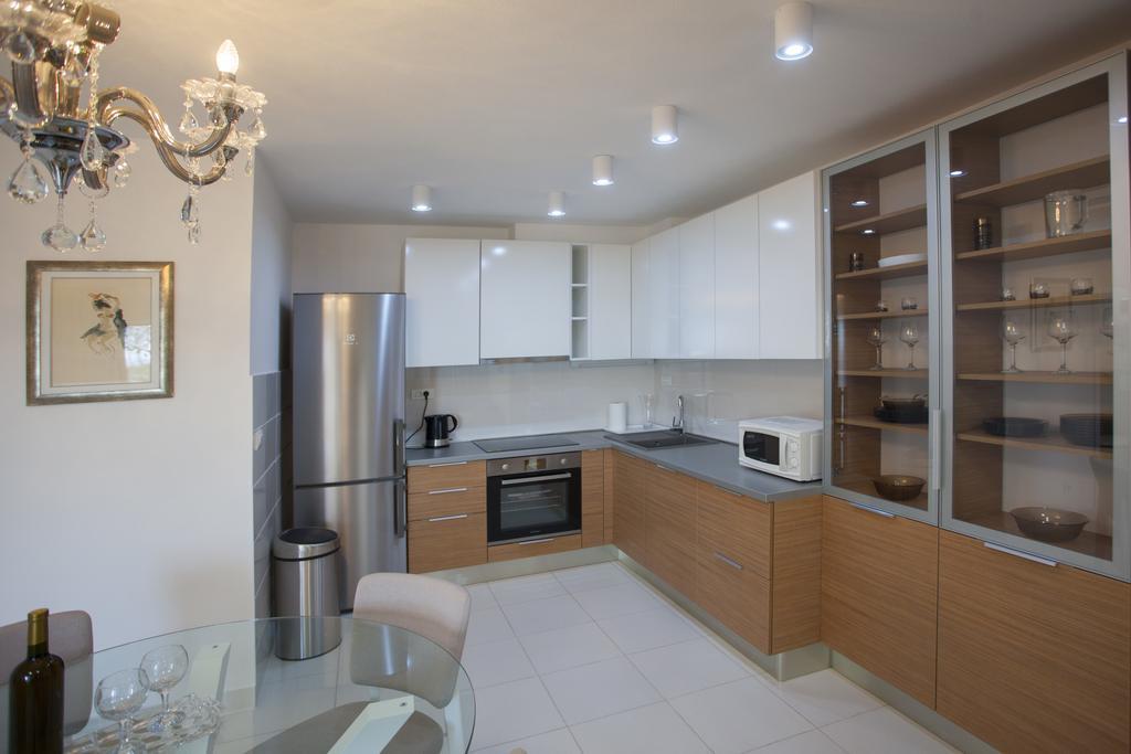 Apartment Spartium Podstrana Luaran gambar